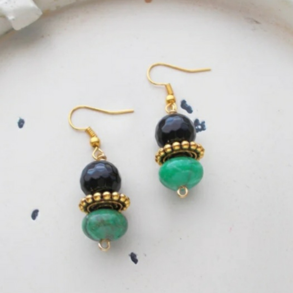 NEW BLACK JADE & DARK GREEN CRACKED TURQUOISE EARRINGS